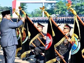 Kado Hari Bhayangkara ke-80, Polda Jateng Raih Penghargaan Tanda Kehormatan Nugraha Sakanti dari Presiden RI