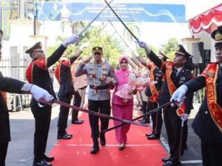 Farewell dan Welcome Parade Tandai Estafet Kepemimpinan di Polresta Cilacap