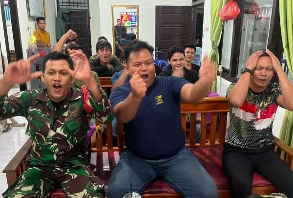 Kodim 0429/Lamtim Gelar 16 Titik Nobar Piala Dunia 2016