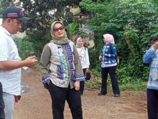 IWO Lampung Timur Dampingi Bupati Tinjau Jalan Rusak di Bandar Sribawono