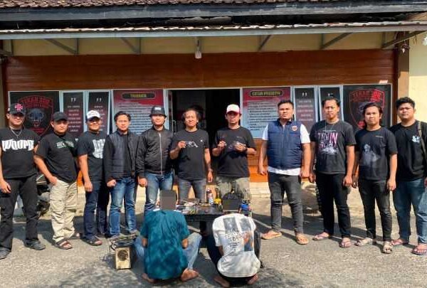 Polres Way Kanan Gerebek Rumah di Negara Batin, Sita Senpi Rakitan dan Amankan Sabu Serta Ekstasi