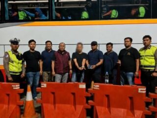Sembunyikan Sabu dalam Botol Permen, Kondektur Bus Antarprovinsi Dibekuk Ditresnarkoba Polda Jateng