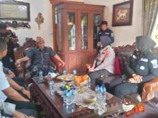 Jalin Persaudaraan dan Rawat Warisan Leluhur, Kapolres Lampura Silaturahmi di Keratoen Ratu di Puncak