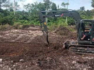 TMMD Ke-129 Tuntaskan Pembukaan Lahan 1 Hektar, Siap Ditanami untuk Perkuat Ketahanan Pangan Kampung Sesor