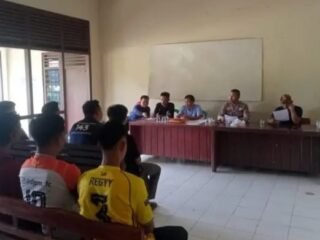 Polsek Kasui Gelar Binluh Kamtibmas Jelang Turnamen Sepak Bola HUT RI, 21 Tim Sepakati Sanksi Tegas