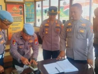 Bidpropam Polda Papua Barat Daya Sidak Layanan Publik di Polsek Salawati