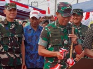 Bangun Jembatan Penghubung, Bukti Negara Hadir, Peduli dan Mengabdi untuk Masyarakat