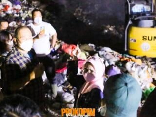 Percepat Pemadaman Kebakaran TPA Taman Sari, Bupati Nanda Instruksikan Penanganan Cepat Lintas Sektor