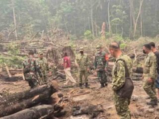 Turun Langsung ke Lapangan, Dalami Karhutla Mandor Jadi Sorotan Pasis Sesko TNI Angkatan LVI di Landak