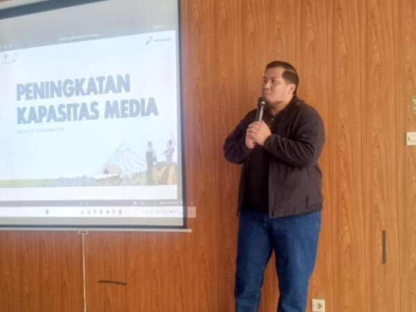 Hadariat Kuncara Zakty: Meski Dekat, Media Jangan Berhenti Bertanya
