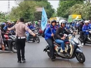 Polres Tangsel Berik Pengamanan Keberangkatan Massa Aksi Serikat Buruh Menuju Jakarta