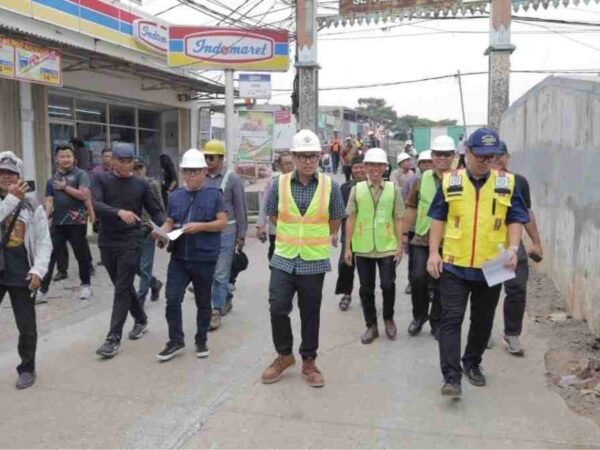 Tinjau Infrastruktur Pengendalian Banjir, Pilar Pastikan Pekerjaan Turap dan Pompa di Pondok Aren Rampung Tepat Waktu